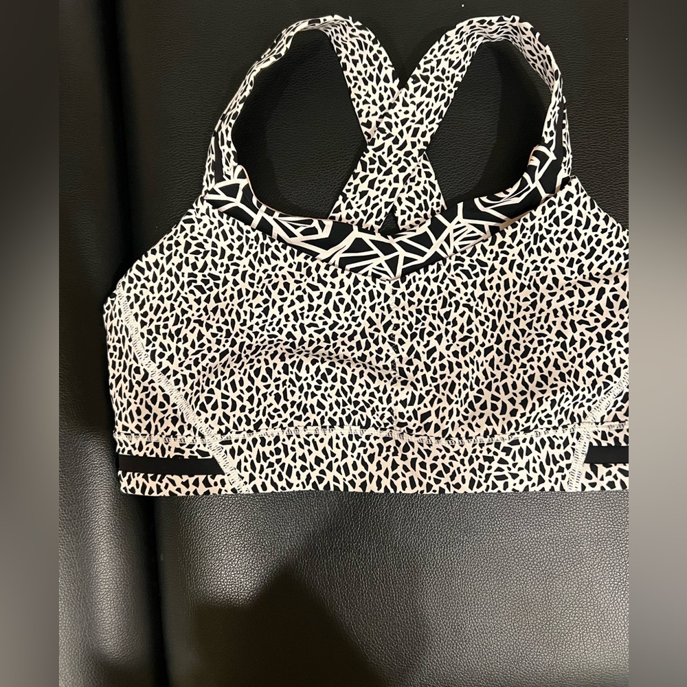 Lulu sports bra